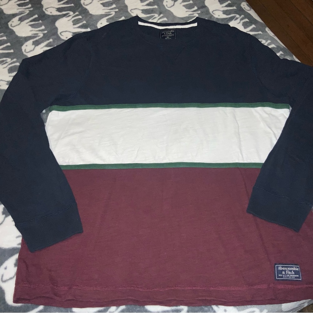 ABERCROMBIE AN FITCH top.  Size XXL.
